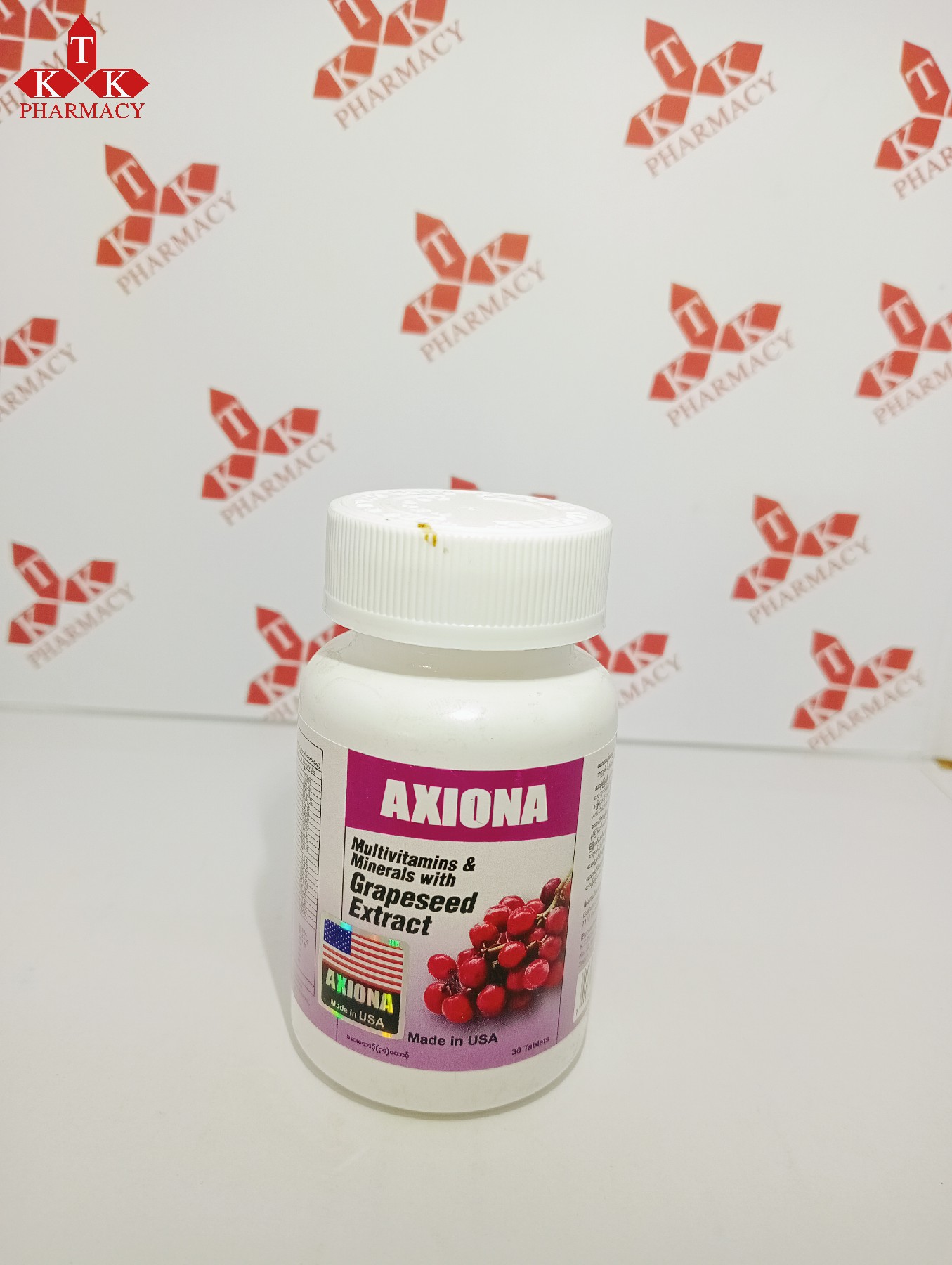 Axiona